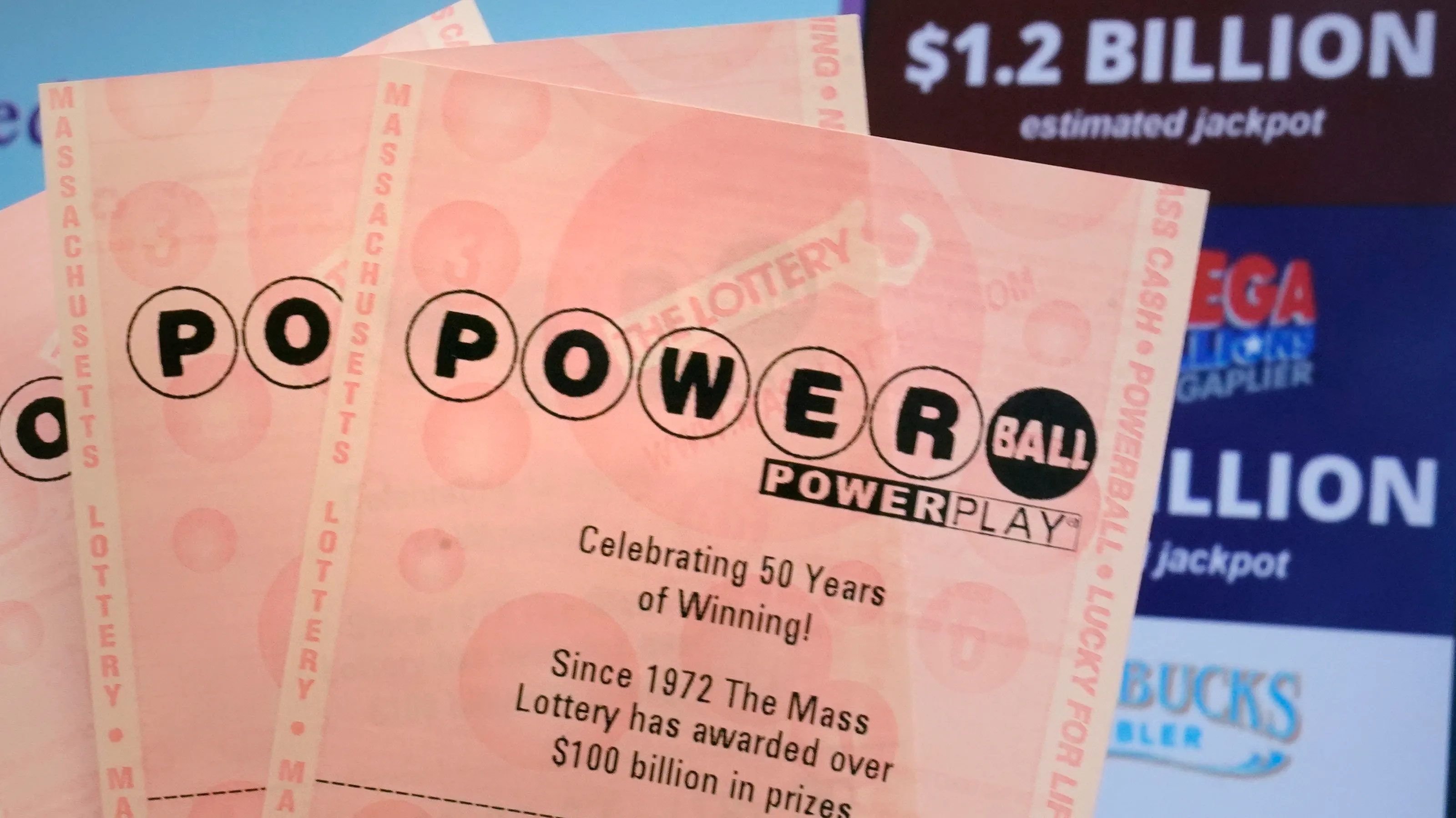 Powerball jackpot 2.04 billion dollars